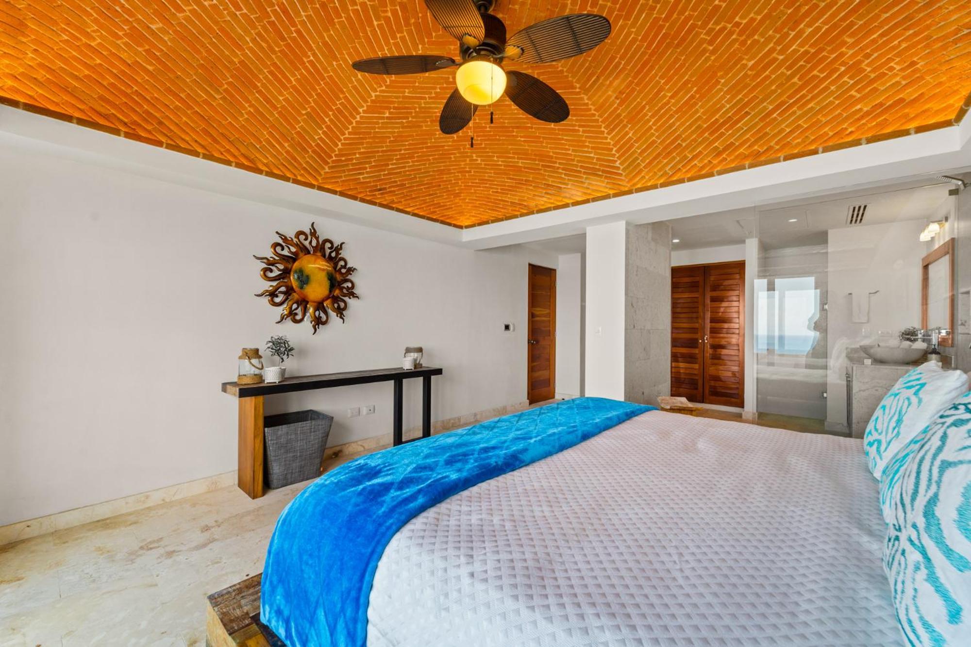 Apartamento 360 Views, Waterfront Penthouse, Rooftop Pool Isla Mujeres