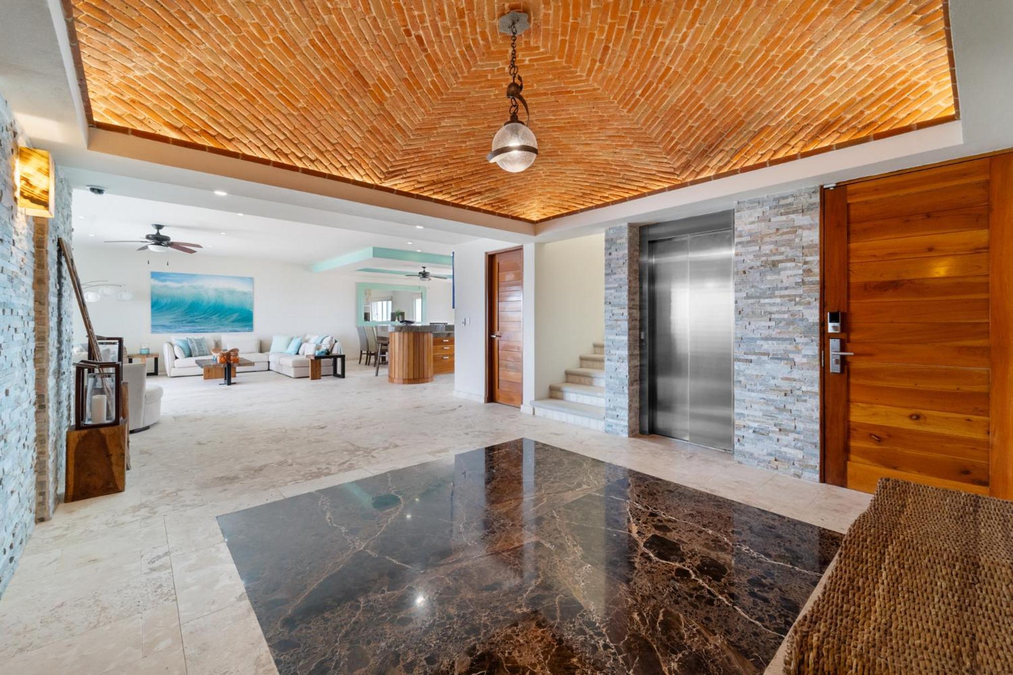360 Views, Waterfront Penthouse, Rooftop Pool Apartamento