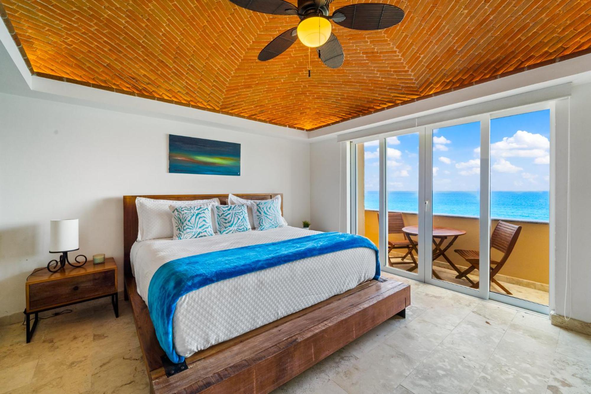 Apartamento 360 Views, Waterfront Penthouse, Rooftop Pool *