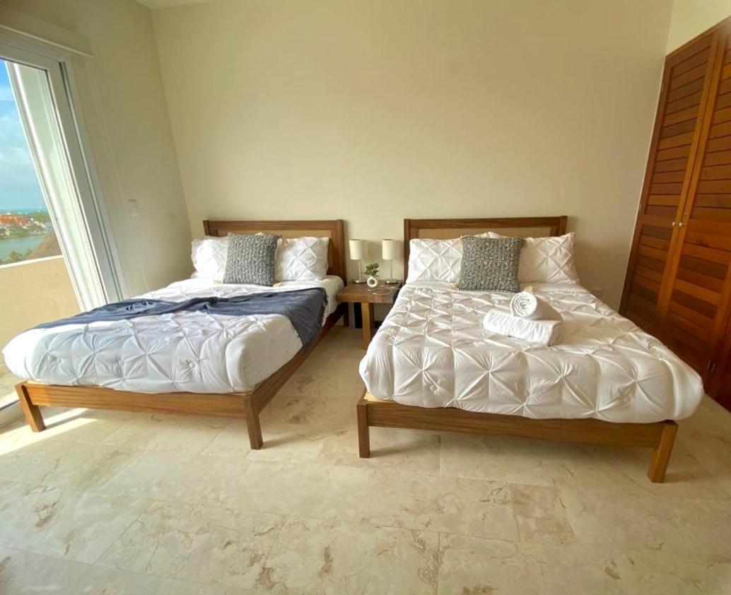 Apartamento 360 Views, Waterfront Penthouse, Rooftop Pool Isla Mujeres