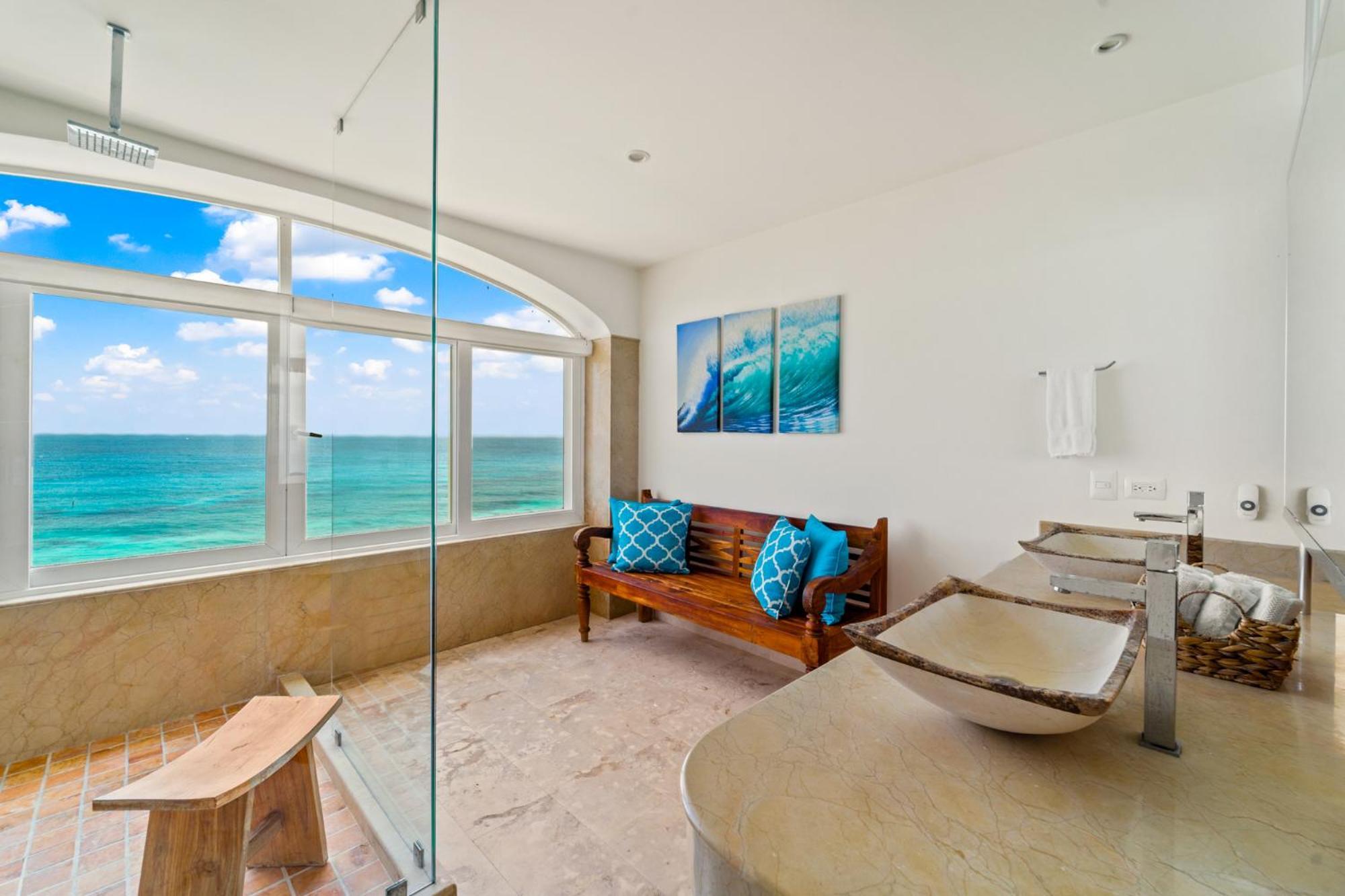 Apartamento 360 Views, Waterfront Penthouse, Rooftop Pool *